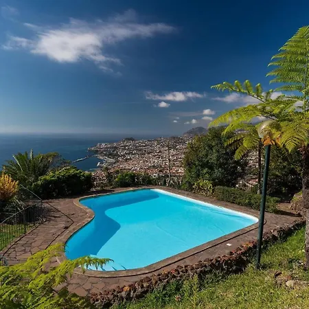 Apartment Ferienwohnung Fuer 4 Personen Ca 90 Qm In Funchal, Madeira Und Umgebung *